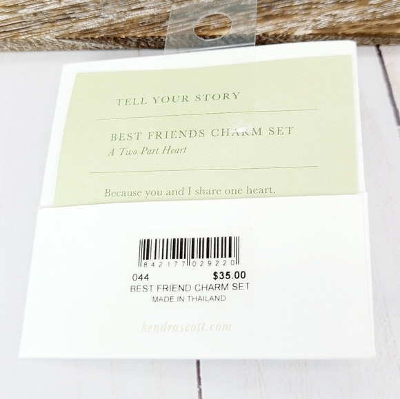 Kendra Scott Hoop Earrings Best Friend Charm Set - Picture 4 of 7